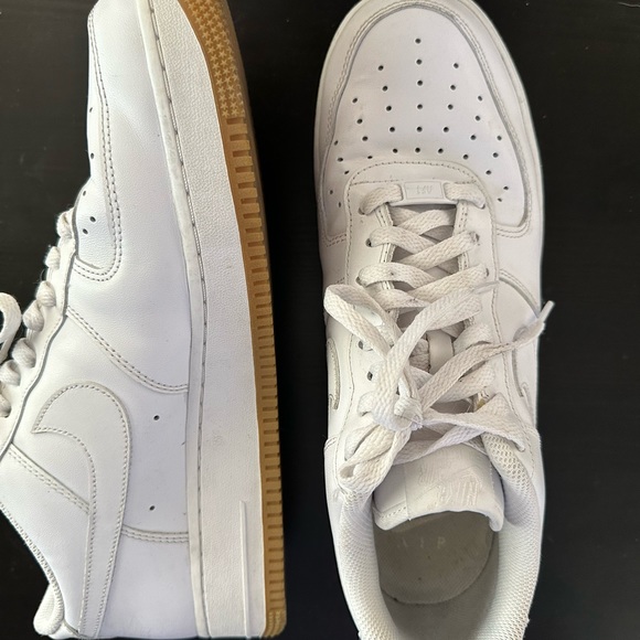 Nike Air Force 1 - Picture 3 of 3